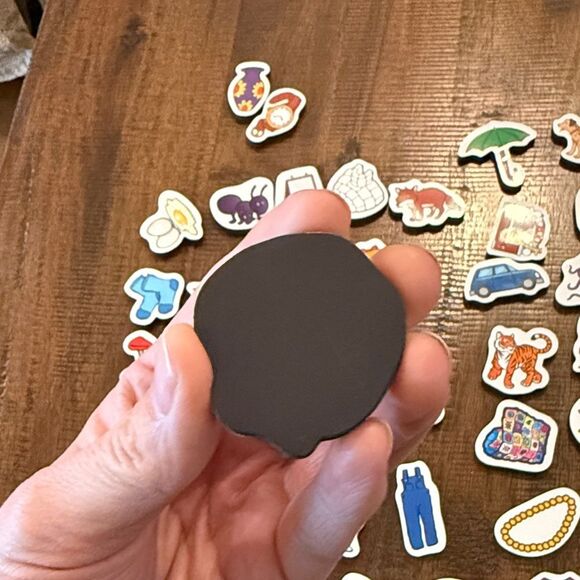 Lakeshore Alphabet Picture Magnets - Picture 7 of 8